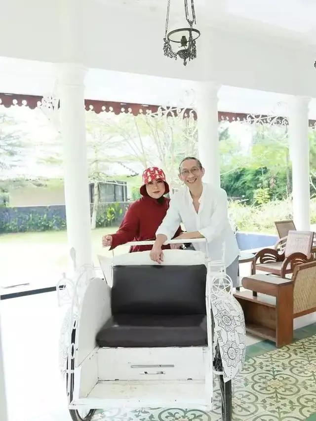 10 Potret Transformasi Melly Goeslaw dan Anto Hoed dari Awal Pernikahan, Tak Pacaran