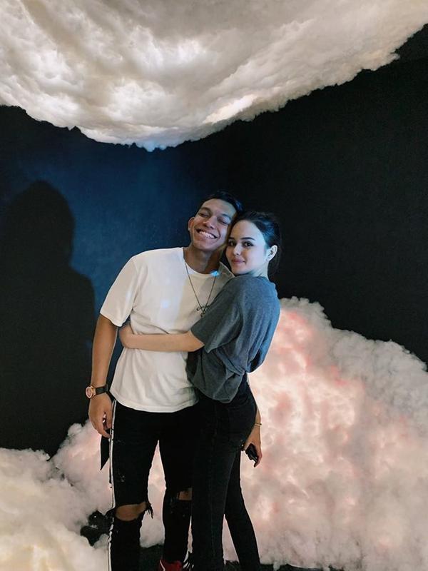 Move on dari Awkarin, Gaga kini punya kekasih baru, Laura. (Sumber: Instagram/@edlnlaura)