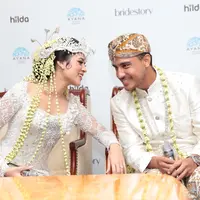 Preskon Pernikahan Raisa - Hamish Daud (Adrian Putra/bintang.com)