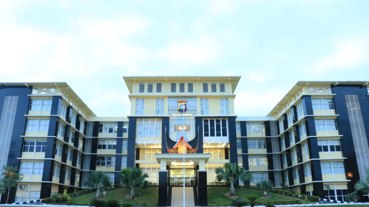 Gedung Polda Sumatera Barat.