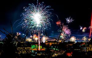 Ilustrasi malam pergantian tahun, perayaan Tahun Baru. (Photo by Capture Blinks from Pexels)