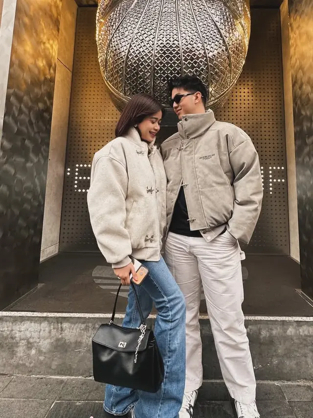 Brisia Jodie dan Jonathan Alden Bulan Madu ke China dengan ootd musim dingin. [@brisiajodie96]