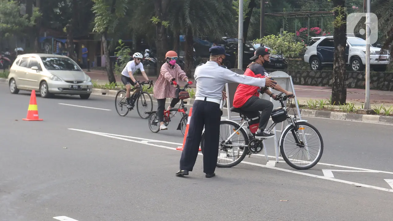 Uji Coba Kedua Road Bike JLNT Kampung Melayu-Tanah Abang