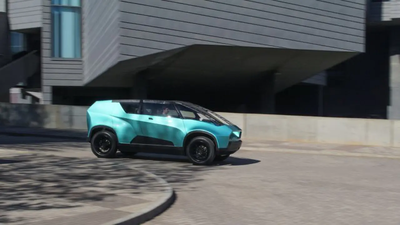 Ilustrasi Mobil Listrik Toyota.
