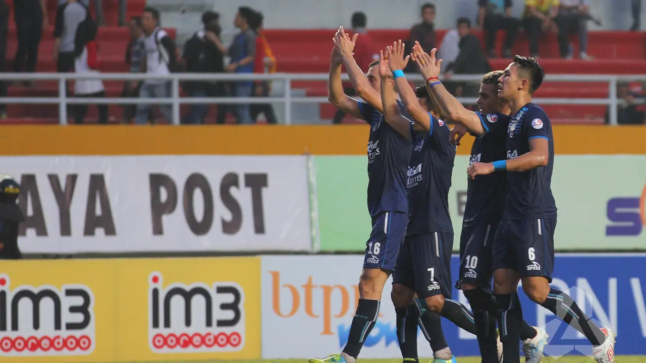 Arema Cronus vs Sriwijaya FC