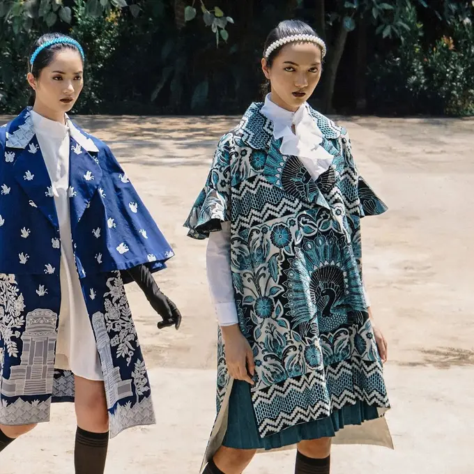 Iwan Tirta Private Collection X Dee Lestari