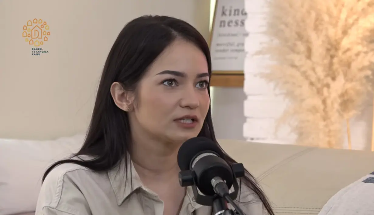 Enzy Storia (Youtube/Daniel Mananta Network)