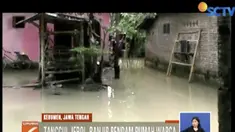 Area persawahan milik warga dan area pemakaman umum bahkan ikut terendam banjir.