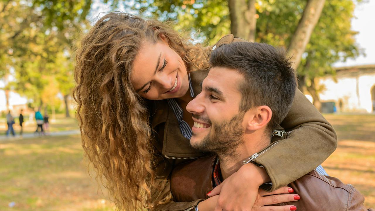 Ilustrasi gombal pacar, pasangan, kekasih, romantis, bahagia