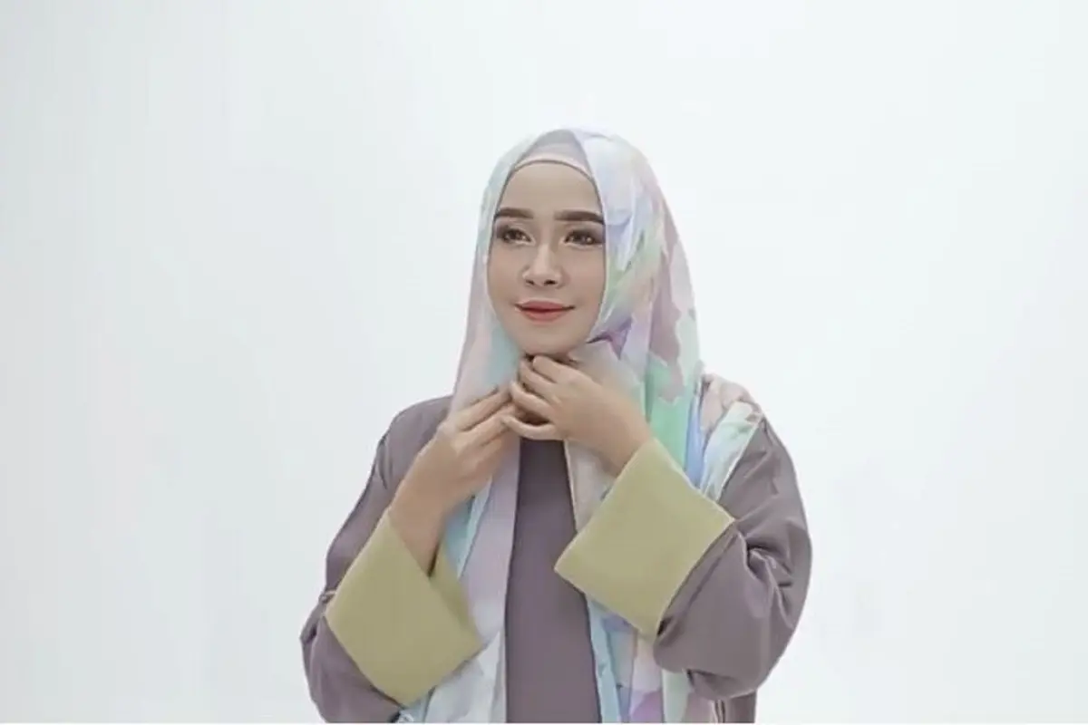 Tutorial hijab untuk pergi haji (Hijup)