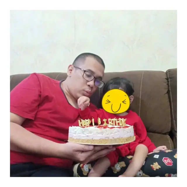 Lama Menghilang, Ini 7 Potret Terbaru Zidan 'Lorong Waktu' yang Sudah Jadi AyahLama Menghilang, Ini 7 Potret Terbaru Zidan 'Lorong Waktu' yang Sudah Jadi Ayah