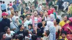 Setelah lama hilang kabarnya, Udin Sedunia kembali hadir untuk menghibur korban gempa Lombok. Udin dengan candaannya yang khas berhasil membuat para korban tertawa.