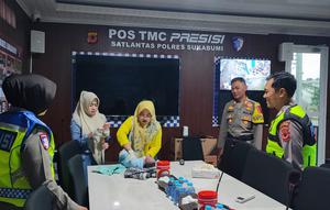 Ibu Muda Melahirkan di Exit Tol Parungkuda Sukabumi. (istimewa)