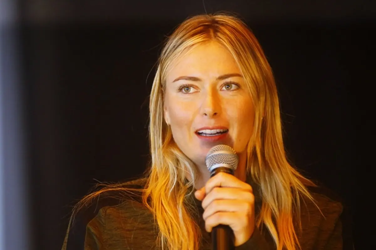 Petenis Rusia, Maria Sharapova, bakal menjalani laga perdana setelah 15 bulan menjalani sanksi larangan bertanding akibat positif doping. 