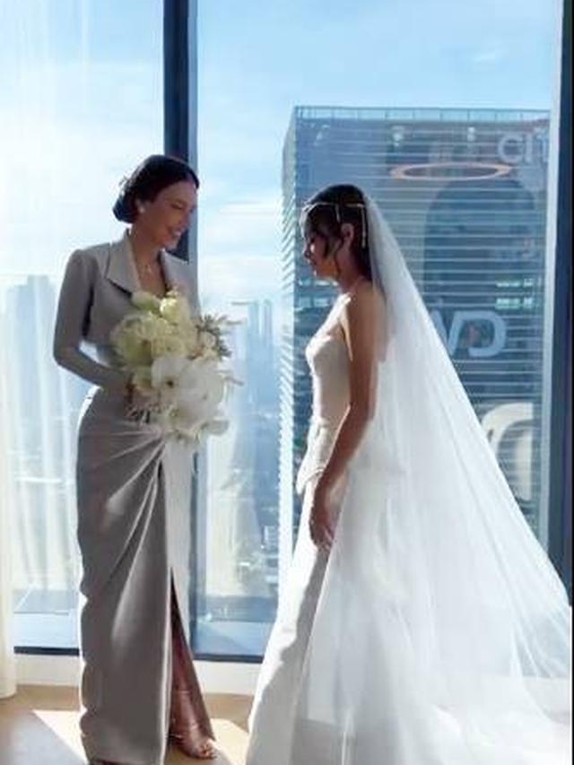 7 Potret Eva Celia di Hari Pernikahannya, Tampil Menawan dengan Gaun Putih