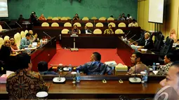 Suasana rapat pemilihan ketua Komisi V, di Ruang Rapat Komisi V, Komplek Parlemen, Senayan, Jakarta, Kamis (30/10/2014). (Liputan6.com/Andrian M Tunay)