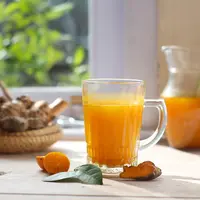 Ilustrasi Jamu Kunyit Asam / Shutterstock by Elvita salman