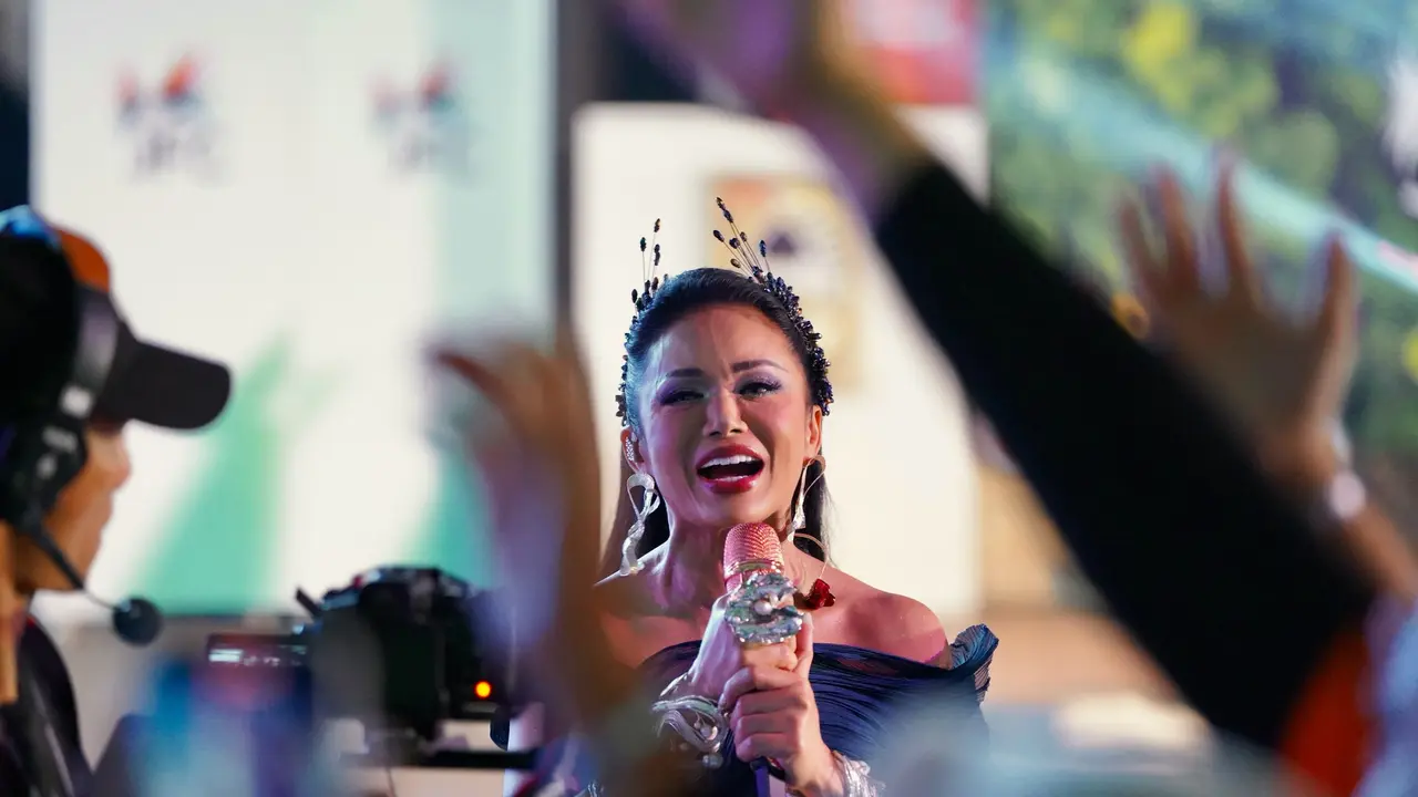 Kris Dayanti kuliah lagi - instagram.com/krisdayantilemos