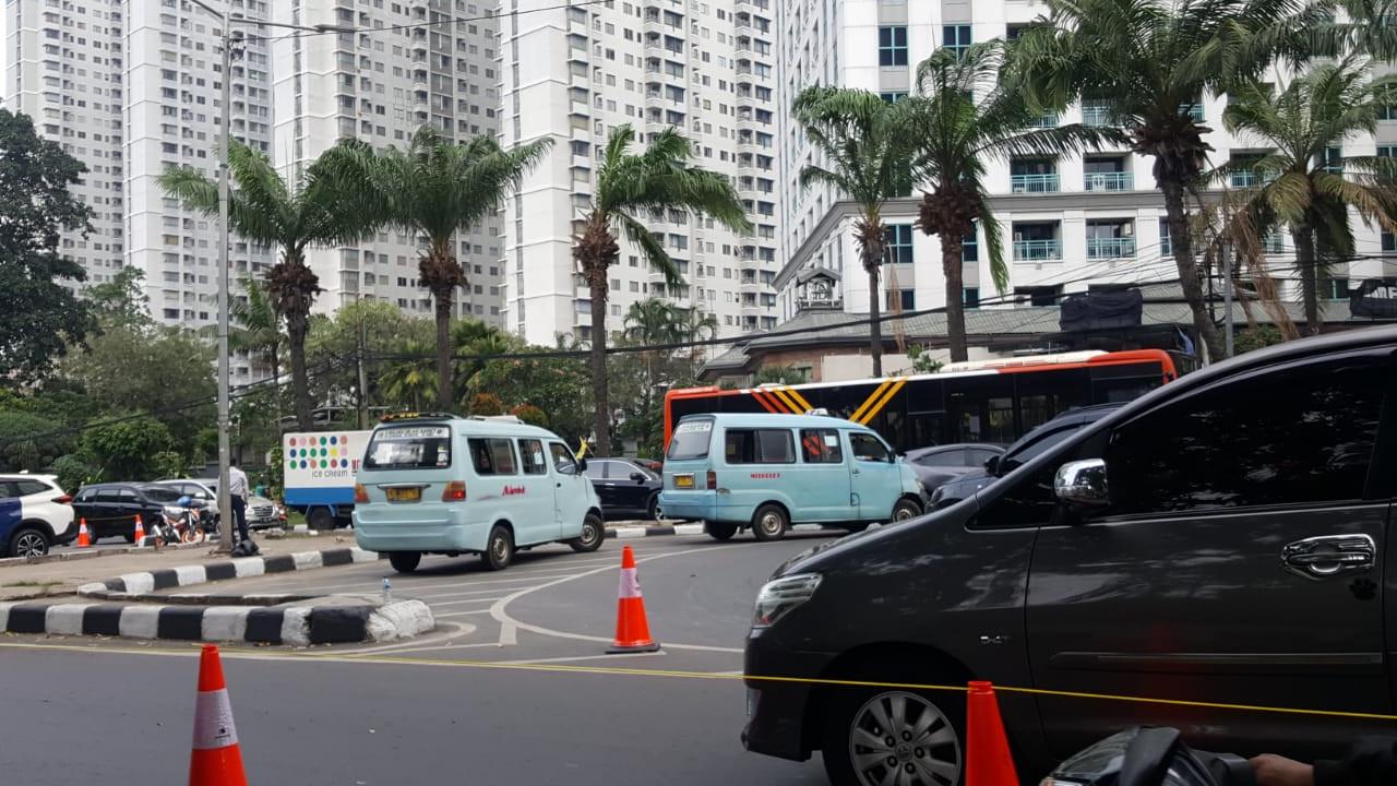 Dishub DKI Jakarta uji coba penutupan putar balik di depan City Walk