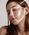 Format stick memudahkan touch up sunscreen tanpa perlu menghapus makeup terlebih dahulu. (Foto/Dok: Magnific)
