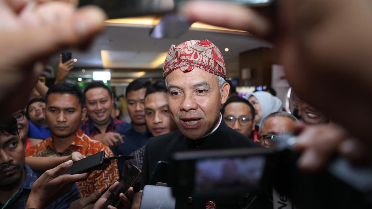 Gubernur Jawa Tengah (Jateng) Ganjar Pranowo saat menghadiri Rakornas dan Pertemuan Ilmiah Tahunan (PIT) Tahun 2023 Pengurus Pusat Ikatan Apoteker Indonesia (IAI) di Hotel Grand Mercure, Solo, Jateng. (Istimewa)