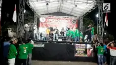 Musik dangdut dalam rangka Hut ke-73 Ri di Tuban, Jawa Timur, diwarnai kericuhan sesama penonton.