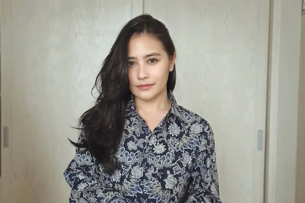 Dress Batik Pendek Lengan Panjang