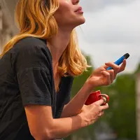 Pengguna rokok elektrik terus meningkat. (Foto: Unsplash/Romain B)