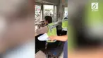 Sebuah video yang menayangkan polisi bersikap tak peduli terhadap pengendara yang minta penjelasan usai ditilang, viral di dunia maya