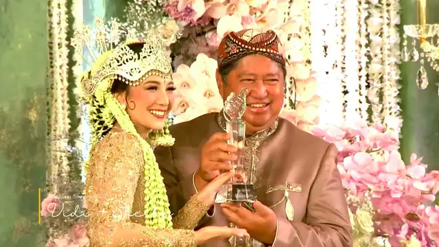 Sheila Dara Raih Penghargaan The Survival dari Ayah Vidi Aldiano di Hari Pernikahannya