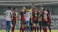 3 Kartu Merah Ikonik di BRI Liga 1 Musim Ini: Berkelahi dengan Rekan Satu Tim hingga Hukuman Satu Tahun