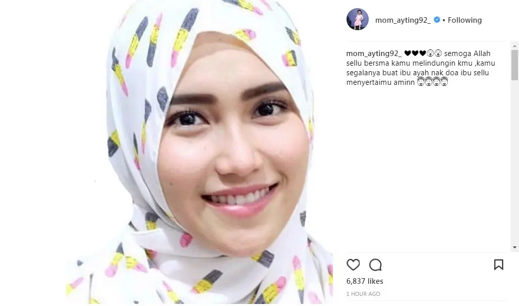 Ayu Ting Ting mengunggah foto sedang mengenakan hijab (Instagram/@ayutingting)