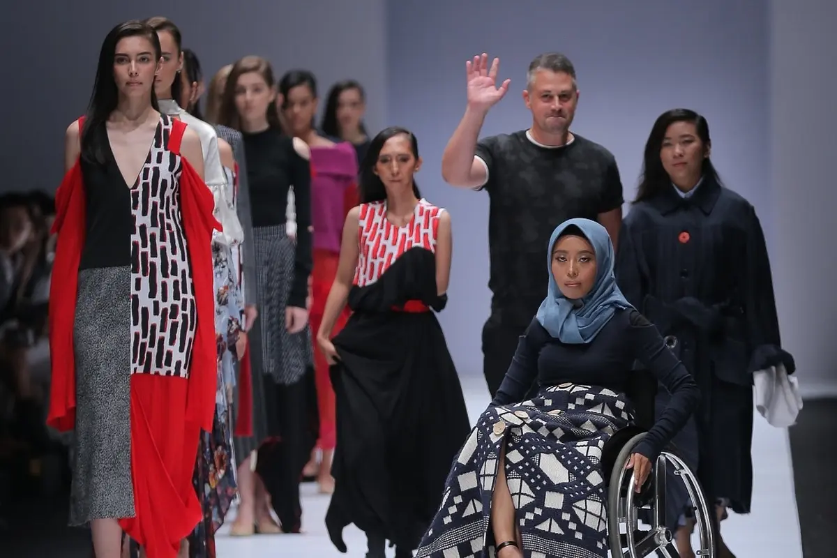 Kolaborasi desainer Inggris-Indonesia di JFW 2019