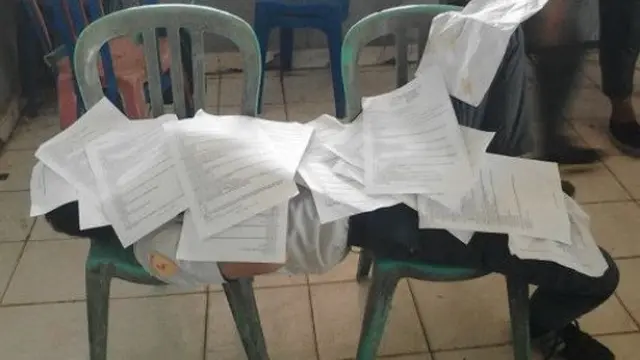 tidur di kelas (foto: brilio)
