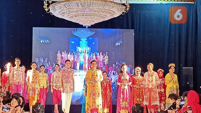 Kebaya-Kebaya Bordir Cantik Berunsur Betawi