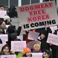 Demonstrasi menolak konsumsi daging anjing di Korea Selatan. (dok. JUNG YEON-JE / AFP)