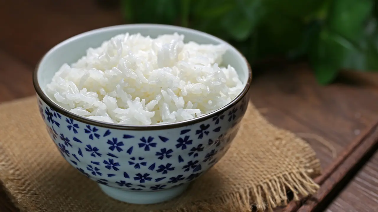 Bosan Makan Nasi Putih? Ini Alternatif Karbohidrat Rendah Glikemik yang Bikin Kenyang Lebih Lama