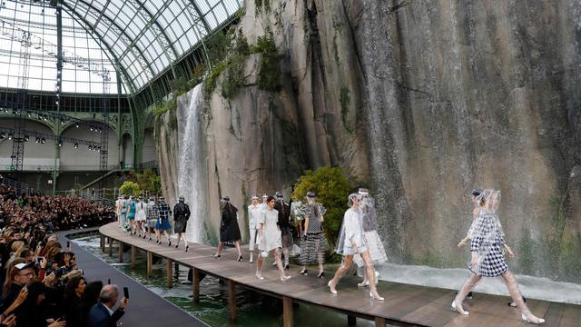 Chanel di Paris Fashion Week