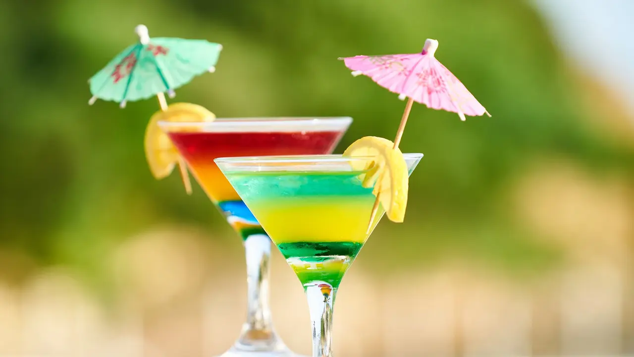 Ilustrasi cocktail koktail