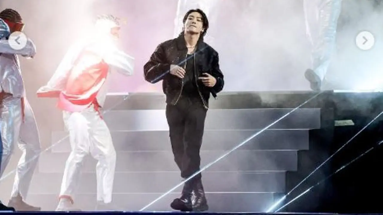 Piala Dunia 2022 di Qatar Resmi Dibuka, Jungkook BTS Tampil Memukau Bawakan Lagu Dreamers