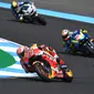 Marc Marquez saat menggelar free practice di MotoGP Thailand beberapa waktu lalu. (AFP/Lillian SUWANRUMPHA)