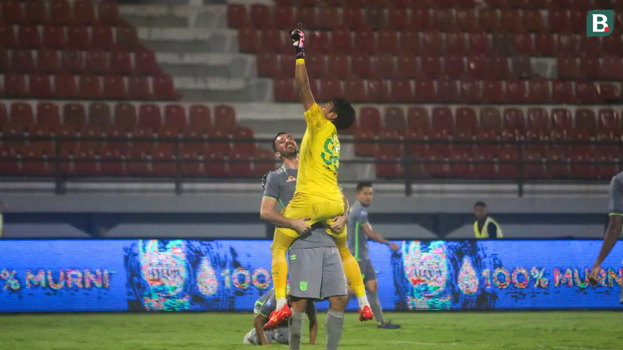 Arema FC vs Persebaya Surabaya