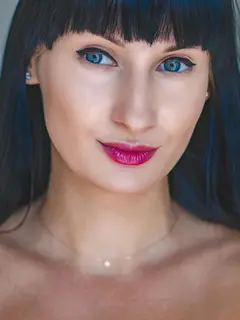 Ilustrasi wanita dengan zodiak yang paling sulit dibohongi./copyright pexels/Valeria Boltneva