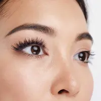eyelashes woman/copyright freepik/freepik