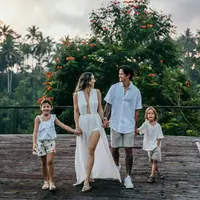 Jennifer Bachdim hamil anak ke-3 (Photo by @claus_schmidtt/Instagram @jenniferbachdim)