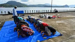 Sekitar satu juta orang telah melarikan diri ke Bangladesh, dan dari sana ribuan orang mempertaruhkan nyawa mereka setiap tahun dalam perjalanan laut yang panjang dan mahal untuk mencapai Malaysia atau Indonesia. (CHAIDEER MAHYUDDIN/AFP)