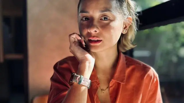 joanna alexandra tetap awet muda dan stylish. (credit:instagram.com/joannaalexandra)