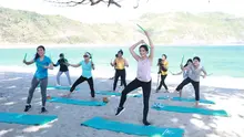 Pound Fit di Pantai Mawun (Deki Prayoga/Fimela.com)