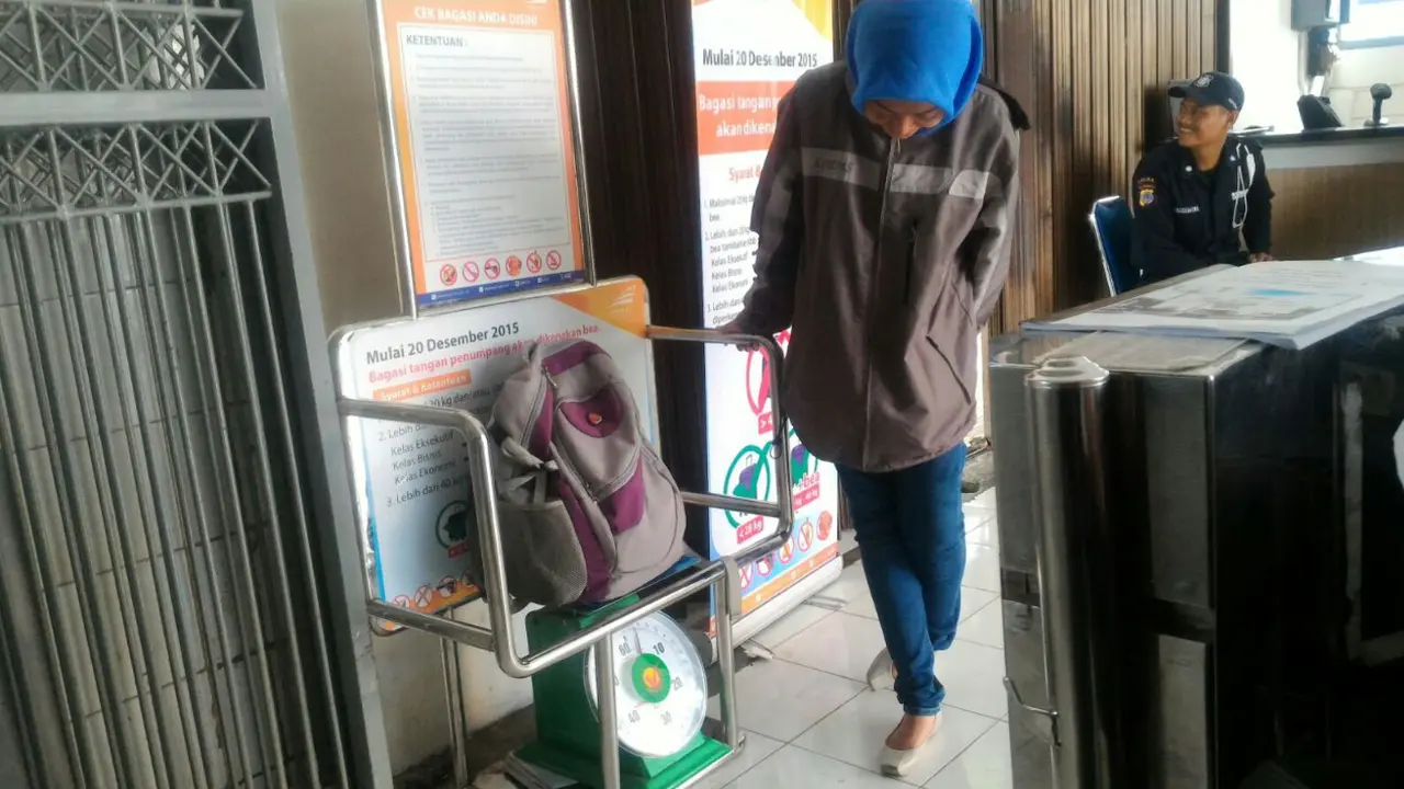 Dilarang Naik Kereta Yogya dengan Bawaan Lebih dari 20 Kg