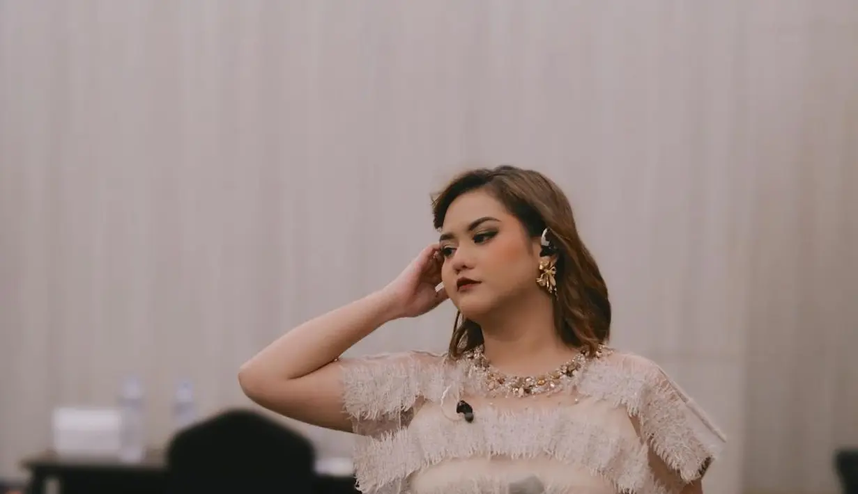 Mytha Lestari merupakan juara pertama MamaMia Show tahun 2007 silam. (FOTO: instagram.com/mytha_lestari/)